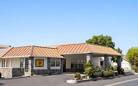 Super 8 By Wyndham Dunnigan